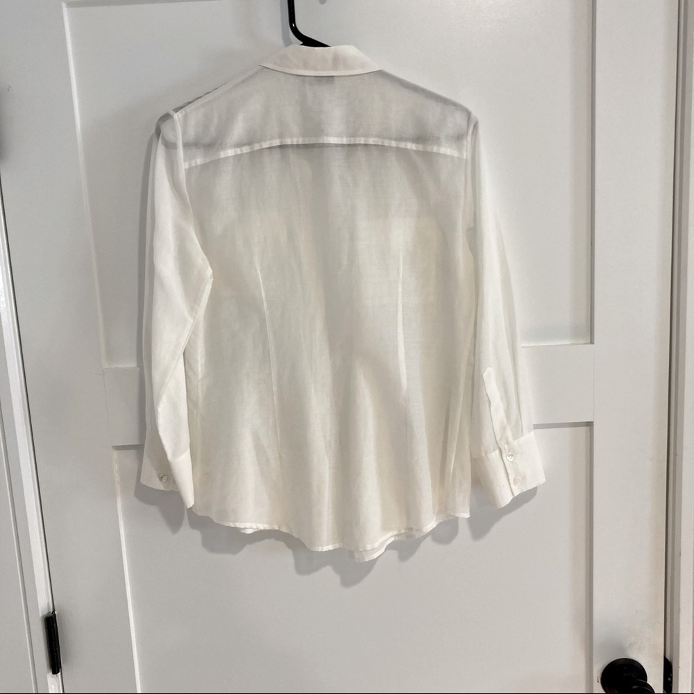 Theory Size Medium White Button Down. Like New! - image 6